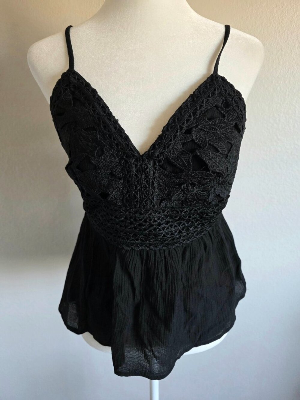 Shyanne Top Crochet Lace Bodice Black Tank Cami Western Boho Festival Size S NEW